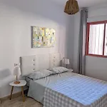 First Line Fossa Апартаменти