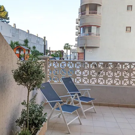 First Line Fossa Lejlighed *