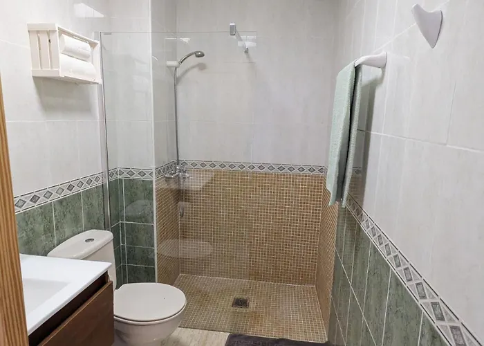 First Line Fossa Apartment *