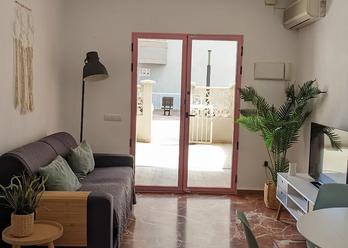 First Line Fossa * Κάλπε