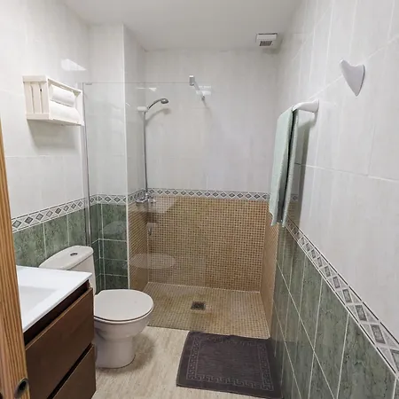 First Line Fossa Apartment *